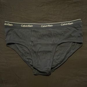 Men’s Calvin Klein Black Cotton Briefs Size L